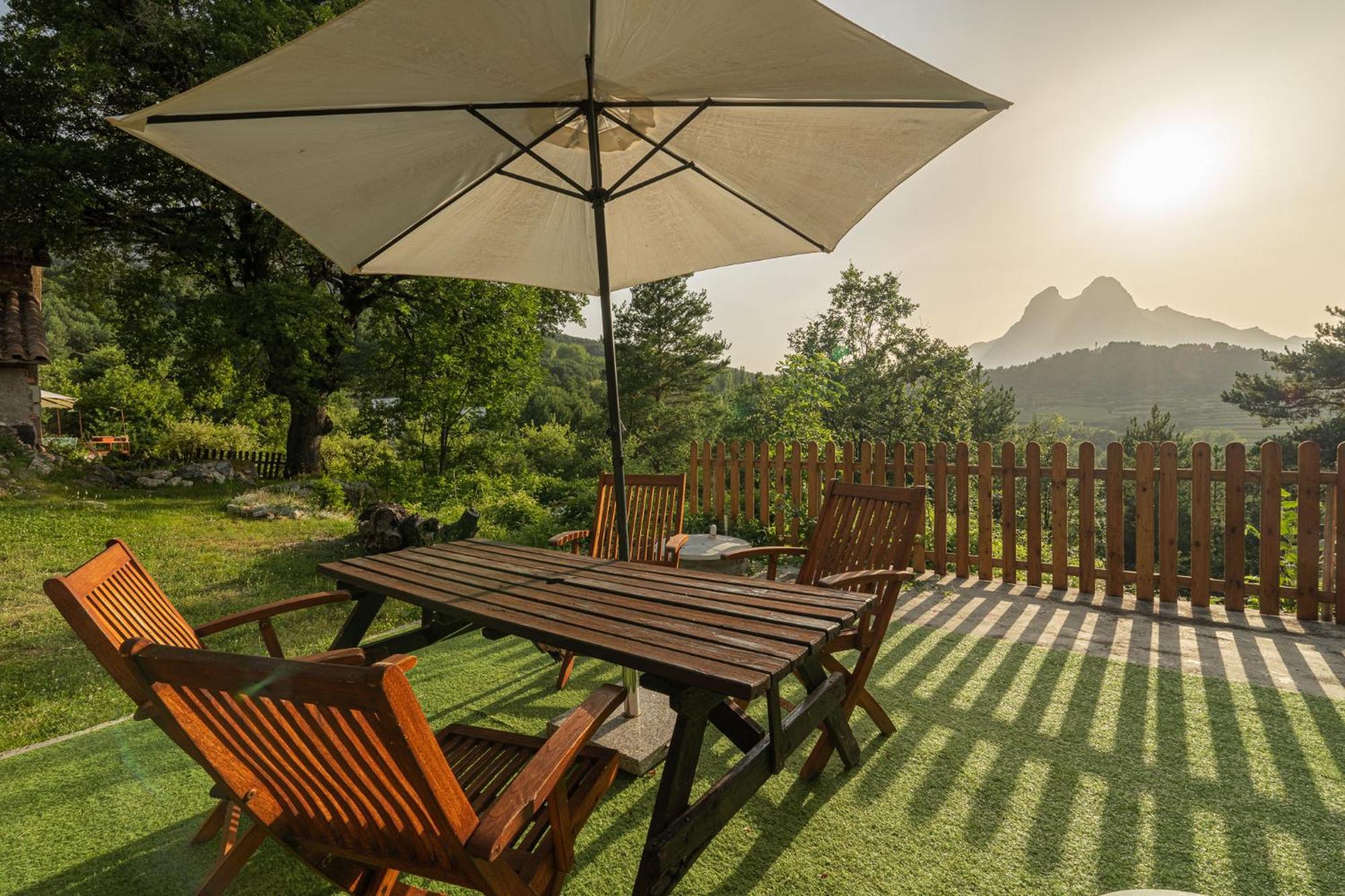 Camping Susen Saldés Extérieur photo
